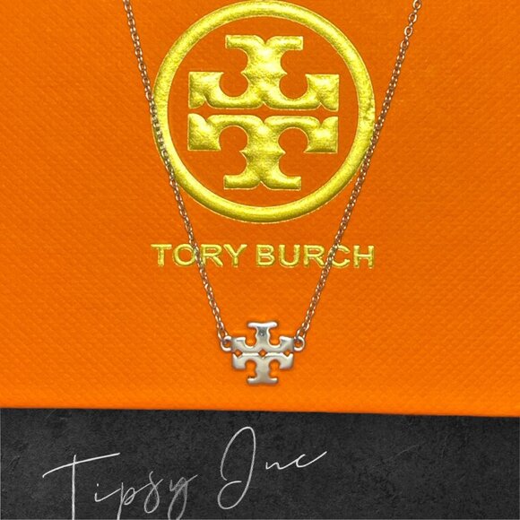 Tory Burch Silver Kira Logo Chainlink Necklace - Picture 2 of 4